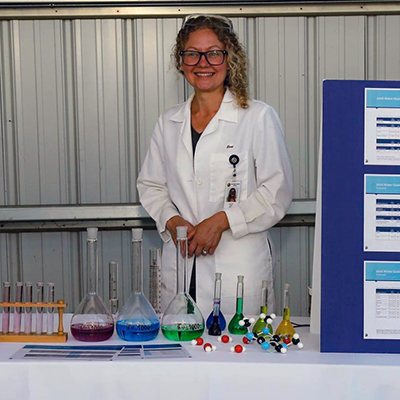 Loni L., gerente de programa de calidad del agua