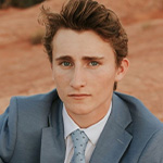 Ashton, ganador de la beca 2021