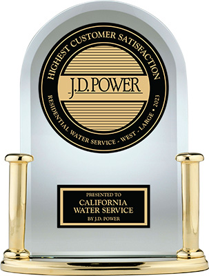 Premio J.D. Power a la mayor satisfacción del cliente entre los grandes servicios residenciales de agua en el oeste, 2023, presentado al California Water Service