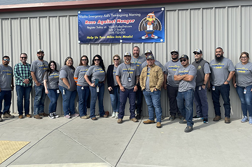 Equipo de la Temporada de servicio en la Carrera contra el hambre de Visalia