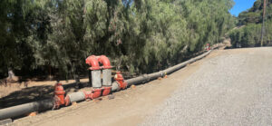 Tuberías principales de agua sobre la superficie en Narcissa