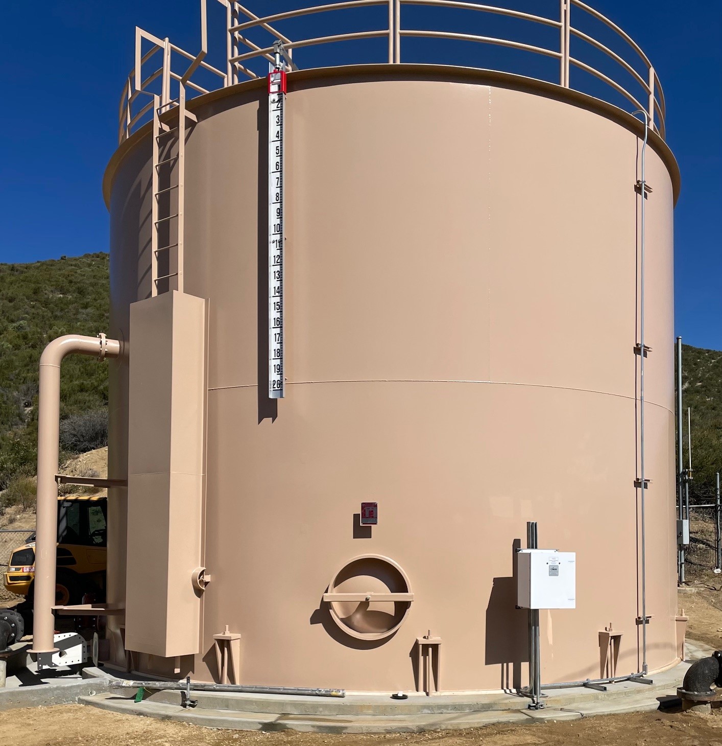 Picture of new tank in Antelope Valley.